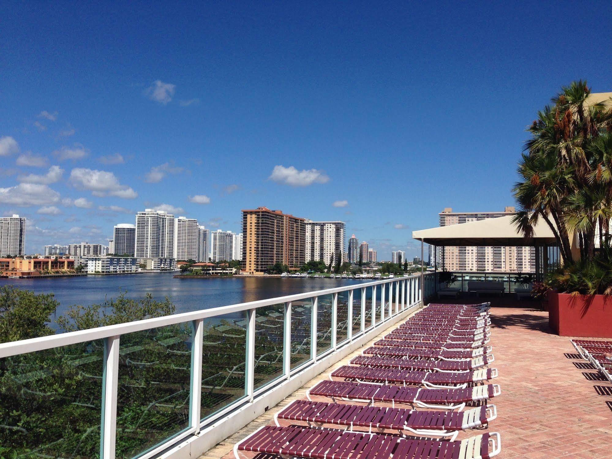 Miami Waterfront Apartments Sunny Isles Beach Buitenkant foto