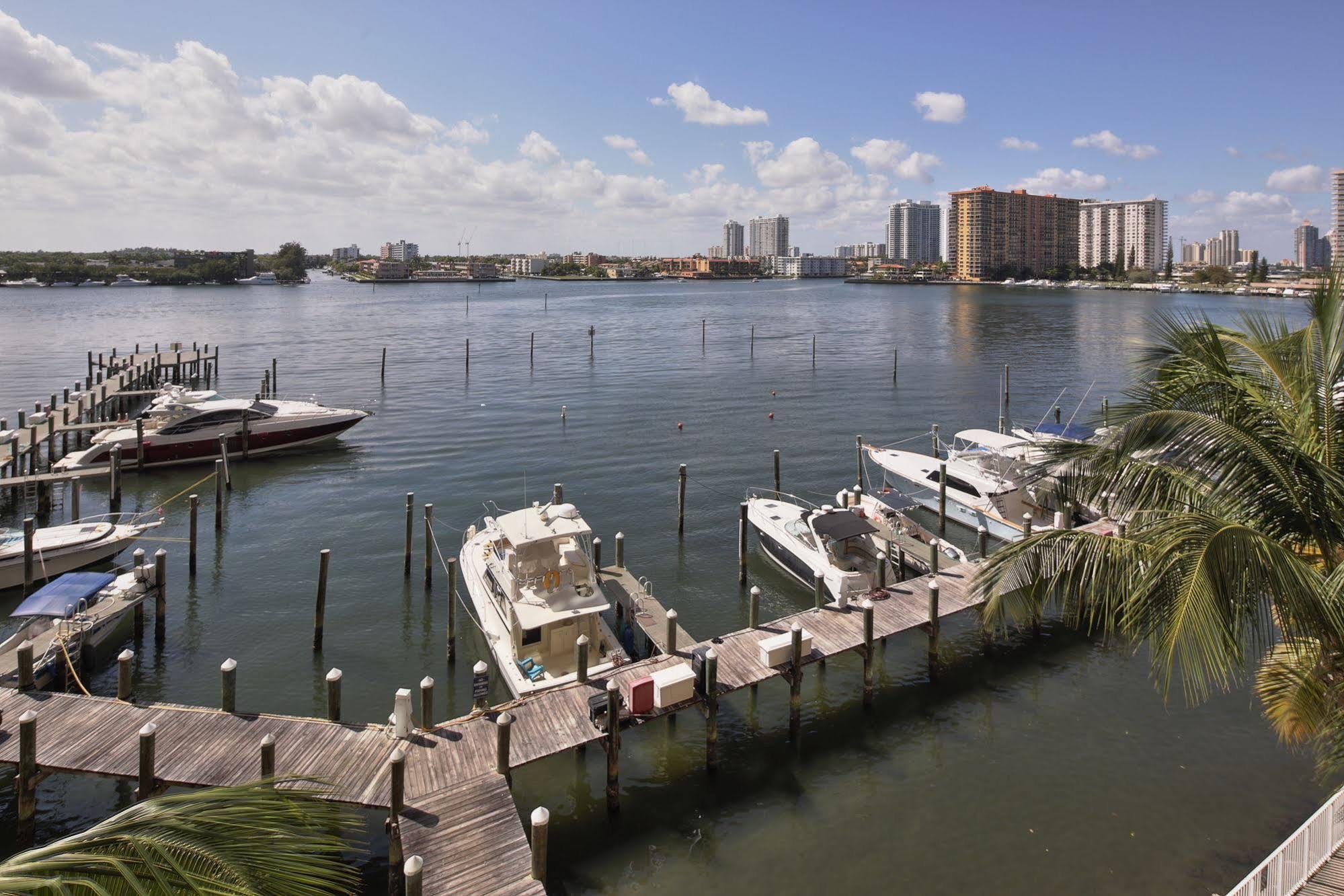 Miami Waterfront Apartments Sunny Isles Beach Buitenkant foto