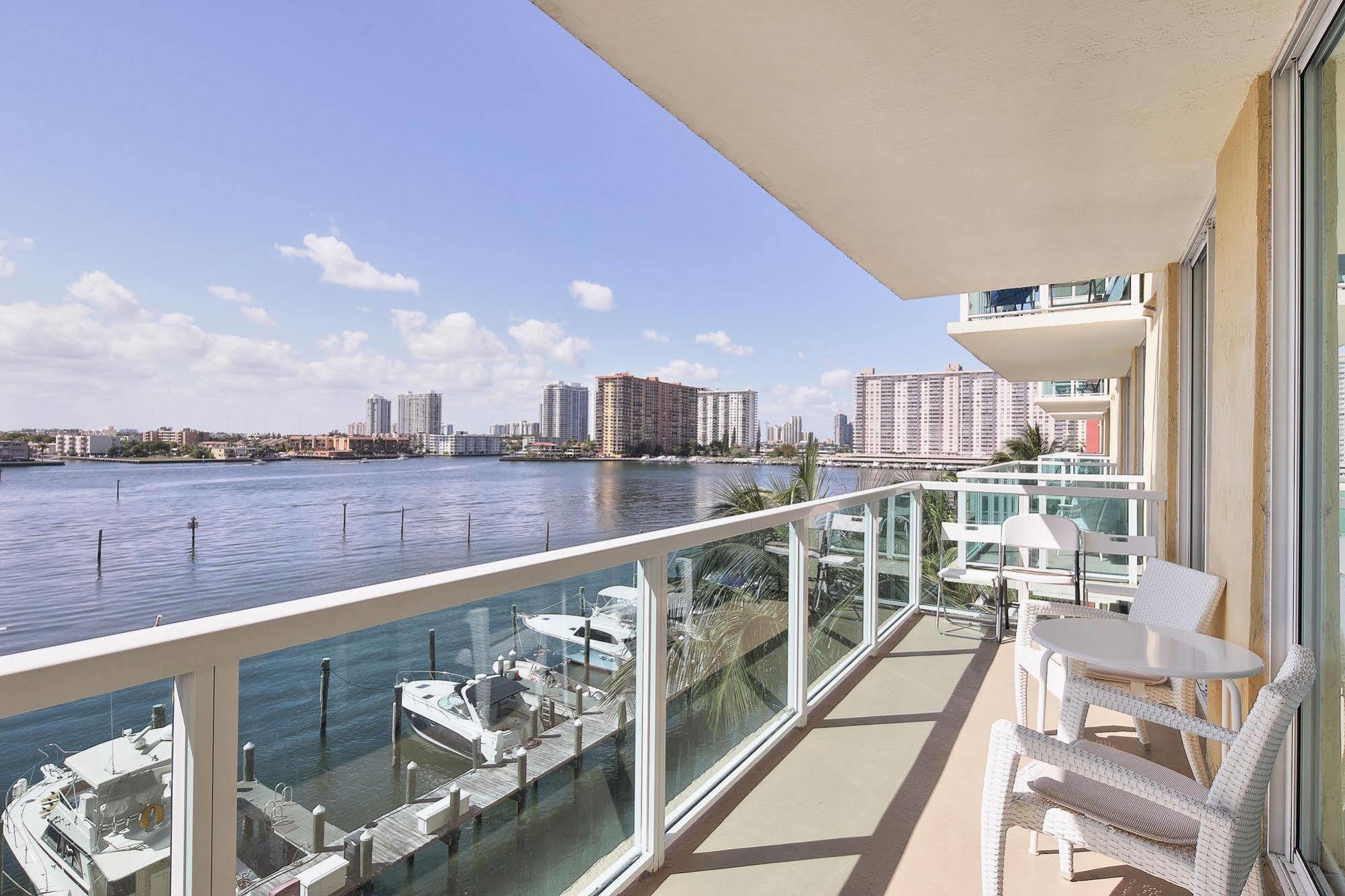 Miami Waterfront Apartments Sunny Isles Beach Buitenkant foto